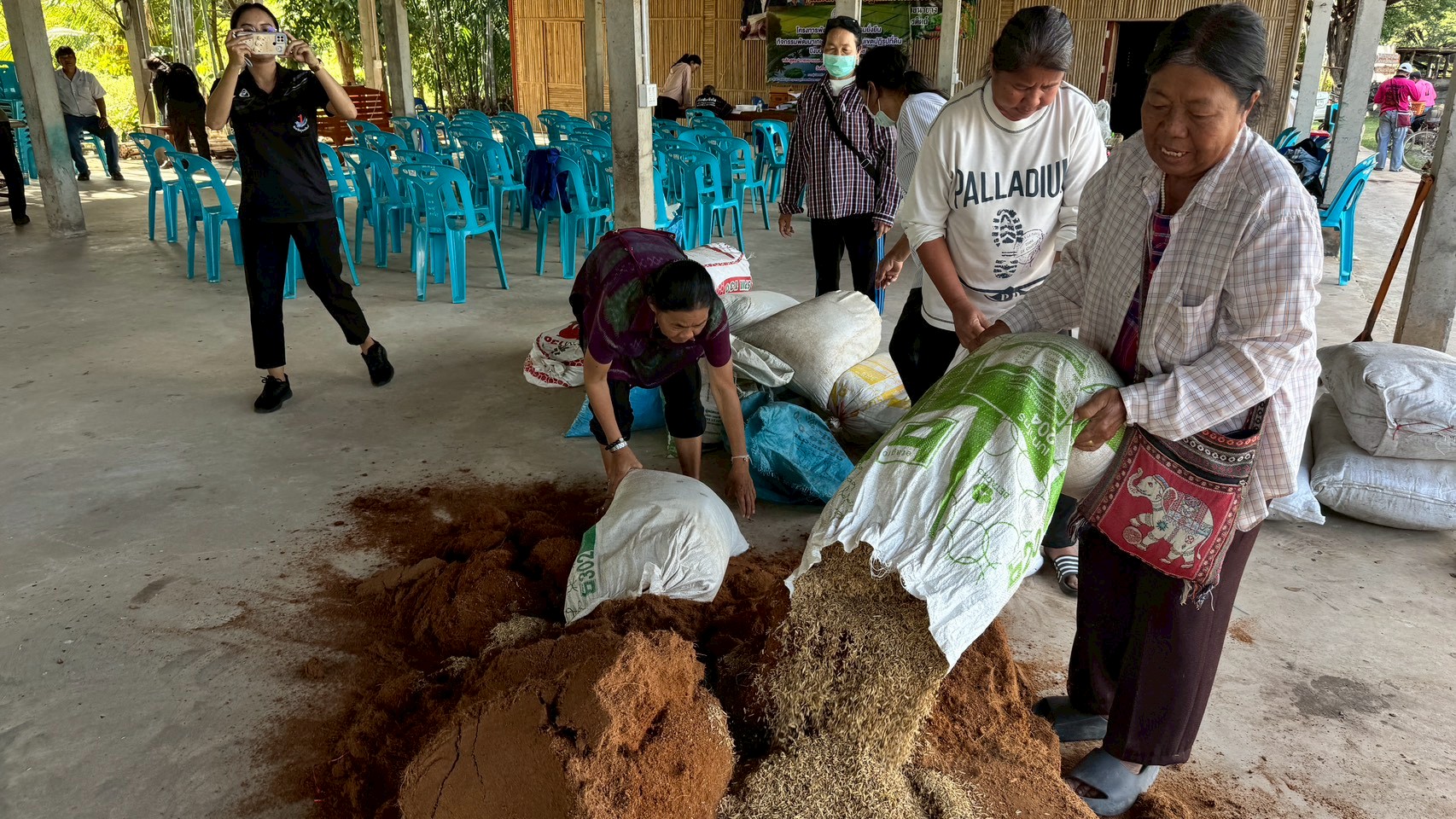 title - ส.ป.ก.อุตรดิตถ์ ดำเนินการจัดฝึกอบรม โครงการพัฒนาเกษตรกรรมยั่งยืน กิจกรรมพัฒนาเกษตรกรรมยั่งยืนในเขตปฏิรูปที่ดิน ปีงบประมาณ พ.ศ. ๒๕๖๙ หลักสูตร “การขยายองค์ความรู้เกษตรกรรมยั่งยืนในเขตปฏิรูปที่ดิน”